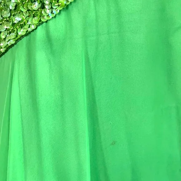 Vintage 1970's Mike Benet Formals Green Halter Beaded Evening Gown Size 7 - Picture 11 of 12